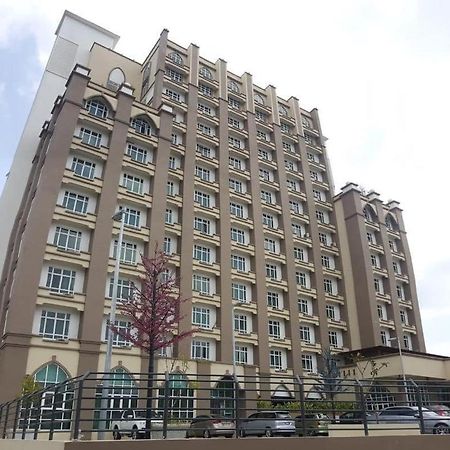 Risqi Apartment 2 Bedroom Wakaf Che Yeh Kota Bharu Exteriér fotografie