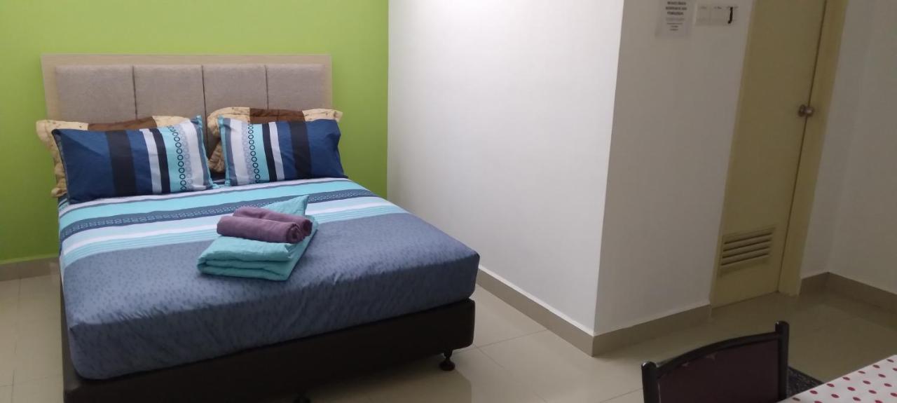 Risqi Apartment 2 Bedroom Wakaf Che Yeh Kota Bharu Exteriér fotografie